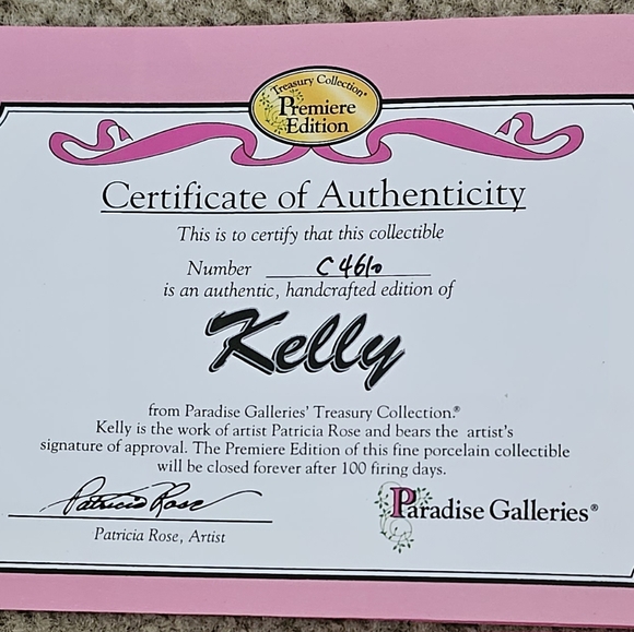 14" Paradise Galleries Porcelain Musical Doll - Picture 2 of 2